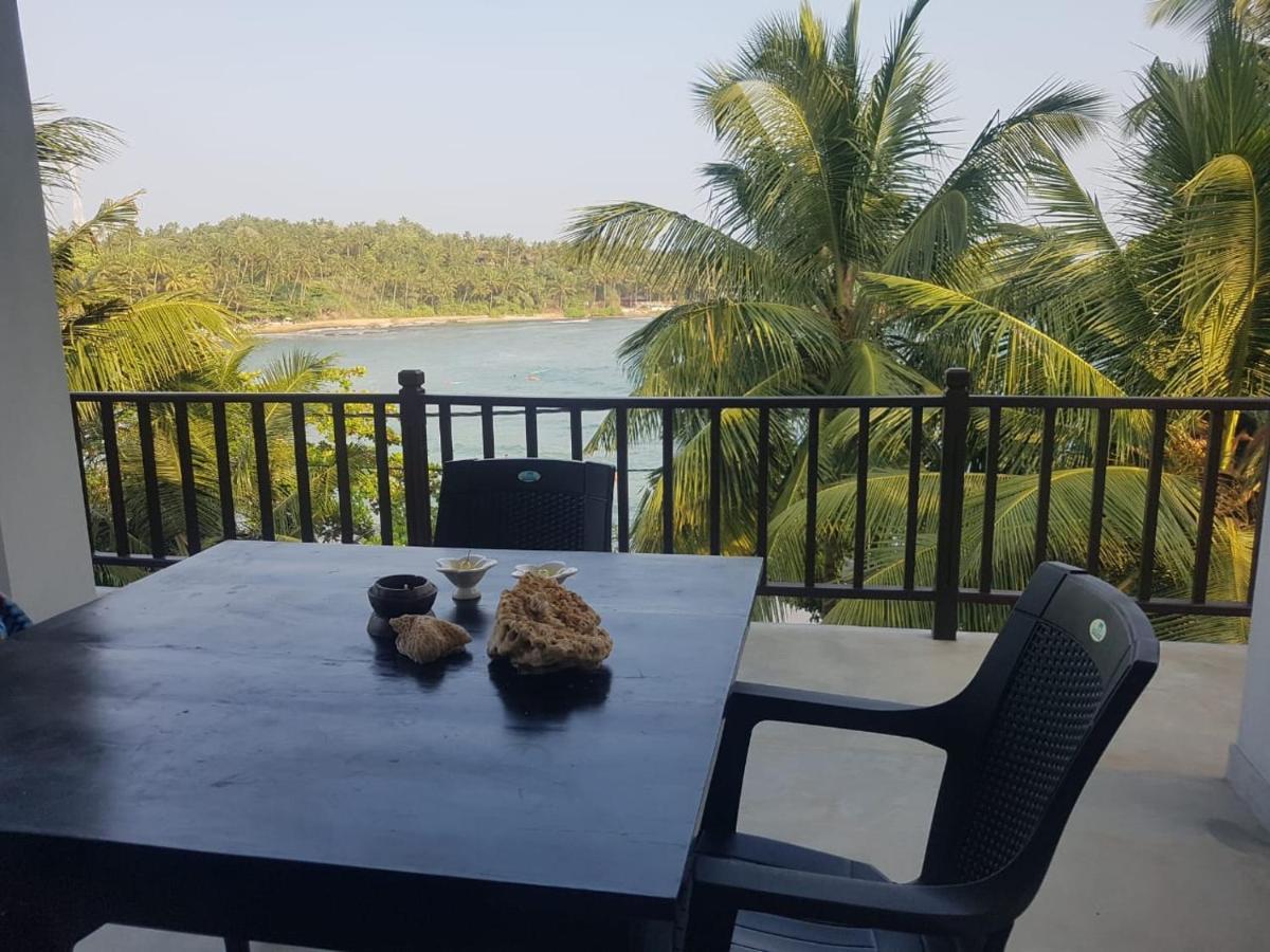 Hotel Waves Hiri Dikwella Sur Exterior foto